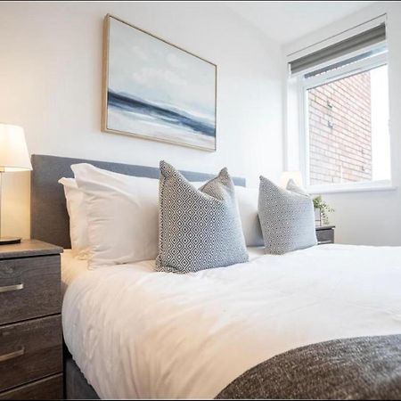 Two Bedrooms, Two Bath, Up To 3 Beds 1 Sofa - Slough Windsor Legoland Екстериор снимка